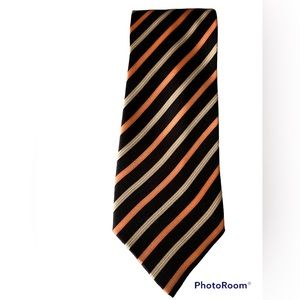 Protocol 100% silk tie